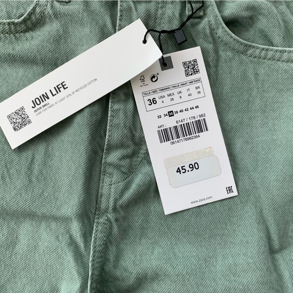 Straight Fit | Super High Rise Straight Leg Long Length Rigid - Picture 2 of 4